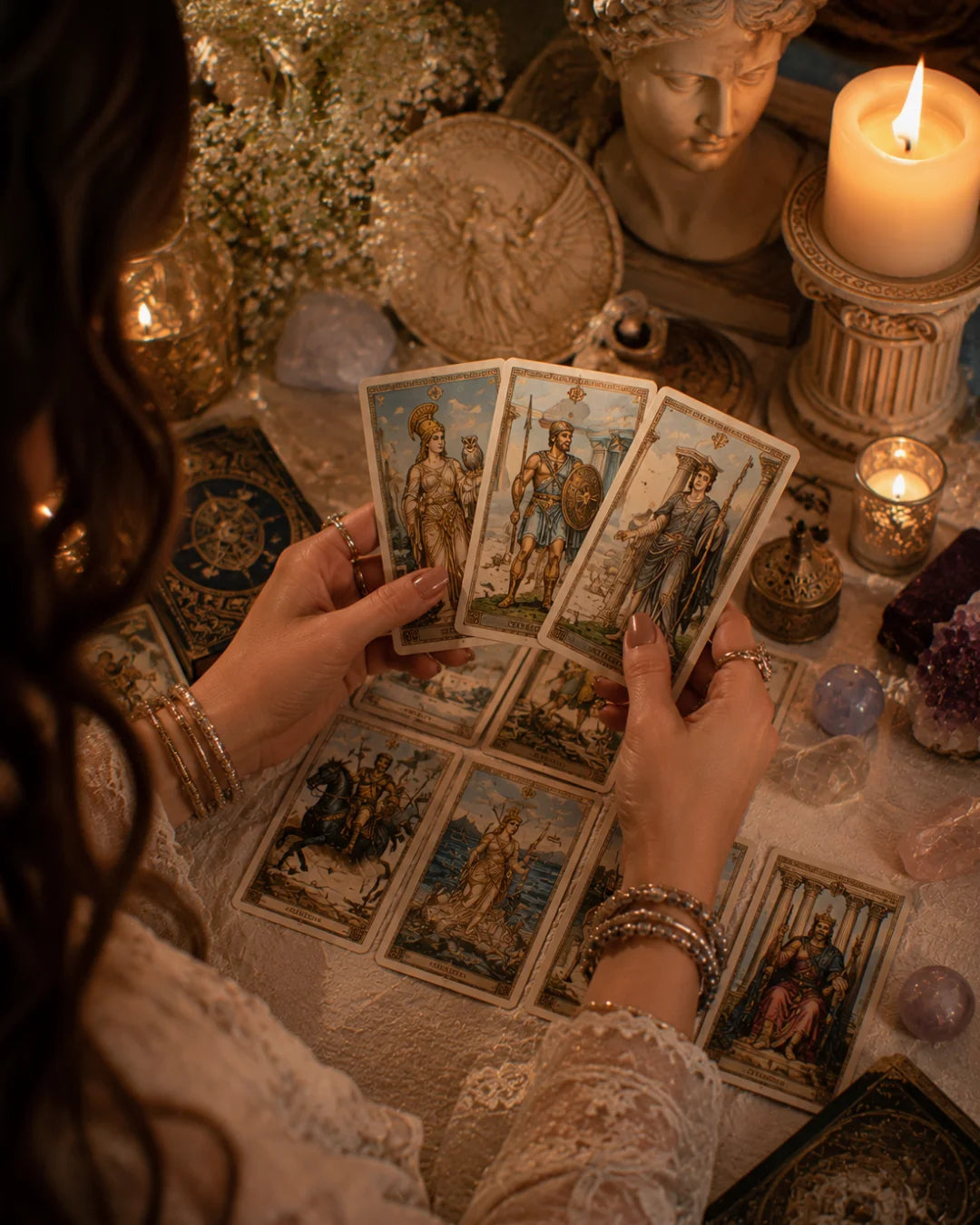 Gece Falcıları Yorumcu Katya Yunan tarotu yorumu tanıtım görseli