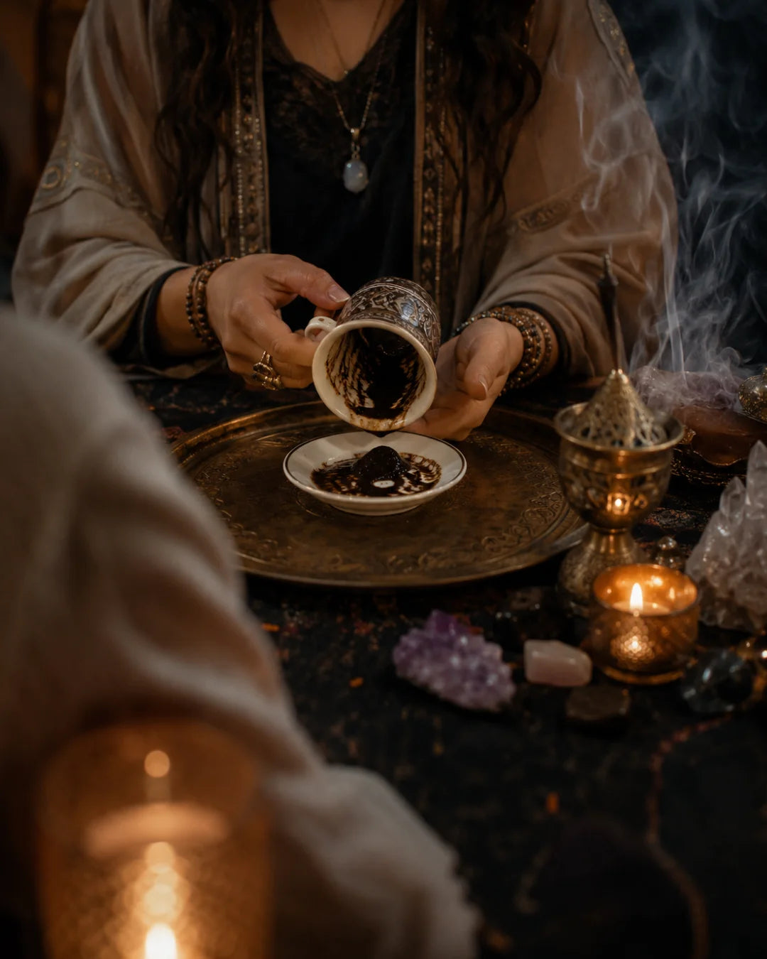 Yorumcu Nergis kahve yorumu tanıtım görseli
