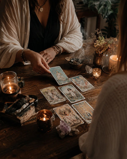 Yorumcu Nergis tarot yorumu tanıtım görseli